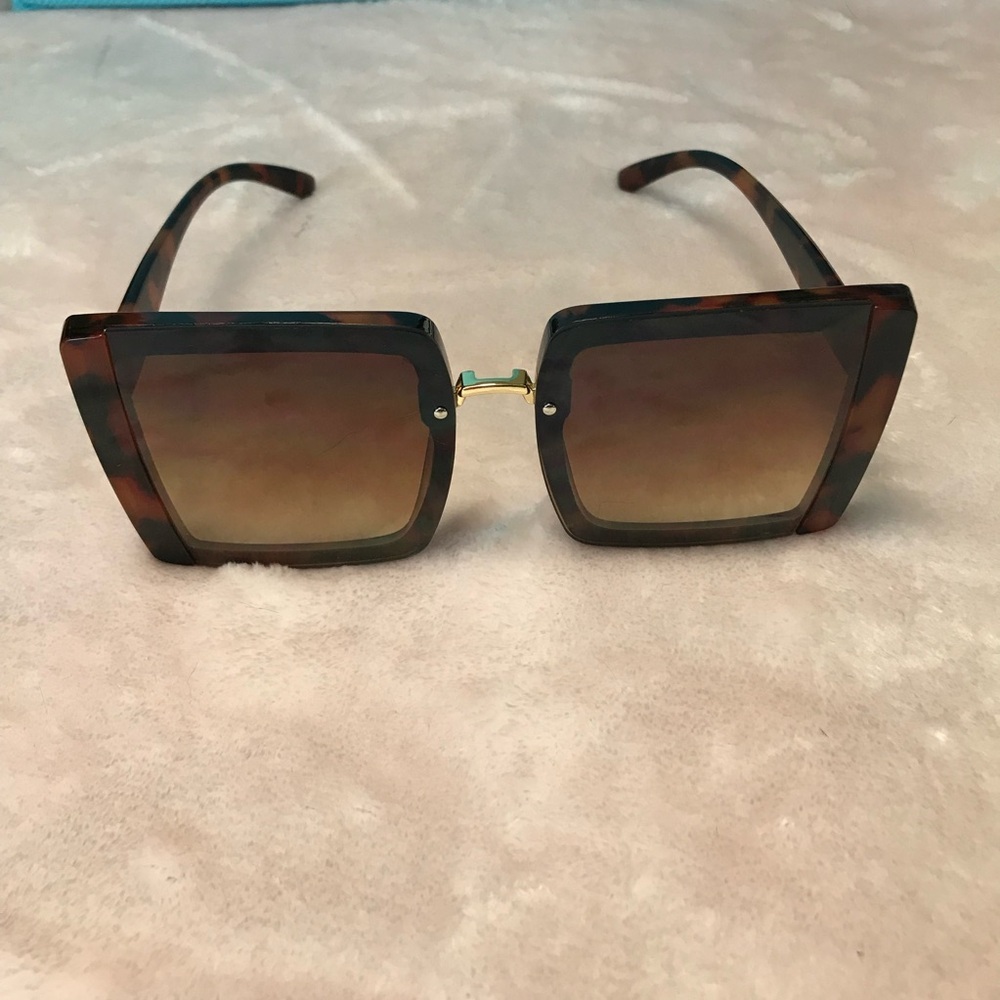 Womens Sunglasses Oversized Thick Tortoise Shell Brown Square Fashion - Picture 8 of 16